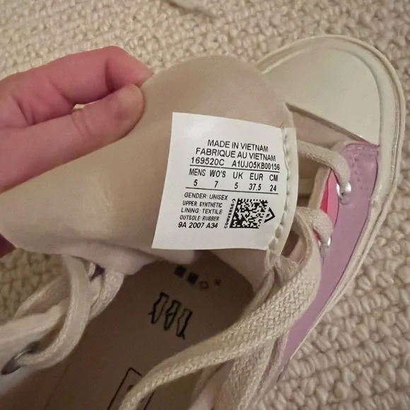 Limited Edition Converse - Picture 3 of 5